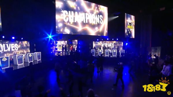 Kakao Viego 完全击败 Leyan ，Qianjue Xiaocaobao 变成了血泵， Puff 战队首先拿到了赛点